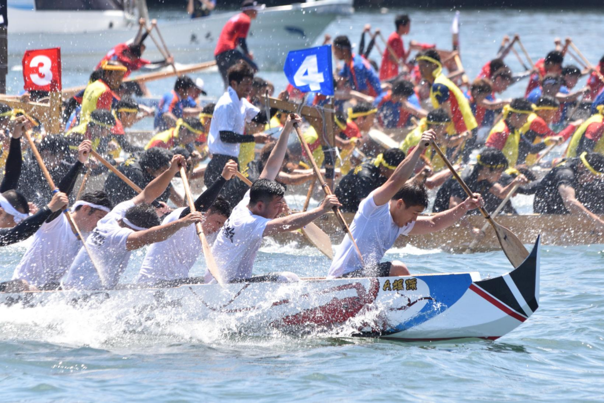 長崎ペーロン選手権大会｜7月27日（日）長崎港で360年の伝統レースが白熱！